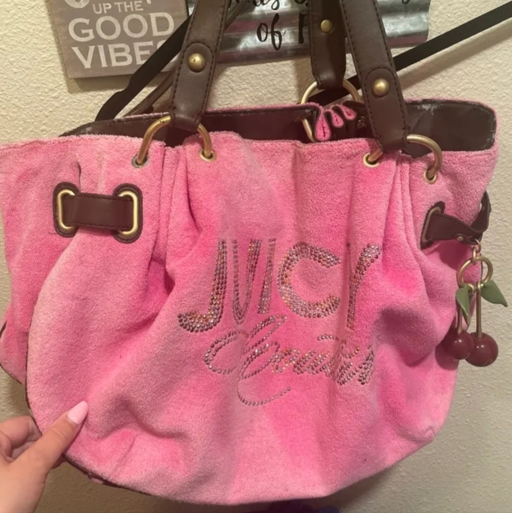 TRADE ONLY!! DON'T BUY!Juicy Couture Cherry 🍒 Terry Purse!